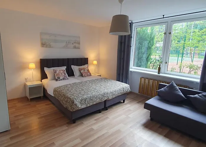 31 Апартаменты *